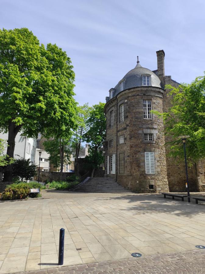 Aux Trois Palmiers Bed and Breakfast Saint-Brieuc Eksteriør billede