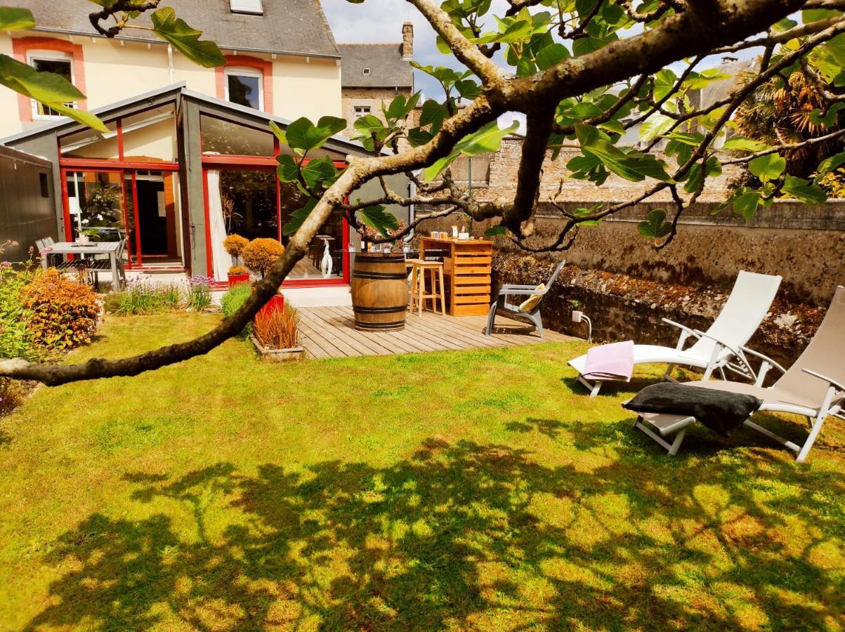 Aux Trois Palmiers Bed and Breakfast Saint-Brieuc Eksteriør billede